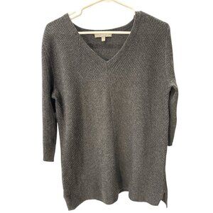 Neiman Marcus Cashmere Collection Grey V-Neck Sweater Large 100% Cashmere EUC